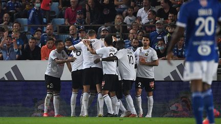 Les Lillois s'imposent à Strasbourg pour le compte de la 8e journée de Ligue 1.&nbsp; (PATRICK HERTZOG / AFP)