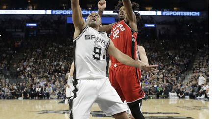 Tony Parker a donné le La à l'attaque des Spurs face à Toronto (ERIC GAY/AP/SIPA / AP)