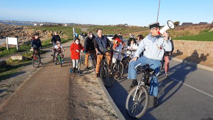 Eric Hervé, comédien professionnel, à&nbsp;Lampaul-Plouarzel (Finistère), le 22 février 2021 (BENJAMIN ILLY / FRANCE-INFO)