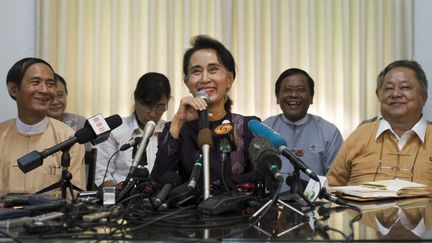 Elections en Birmanie : Aung San Suu Kyi largement favorite