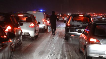 Neige : des automobilistes bloqués toute la nuit sur la Nationale 118