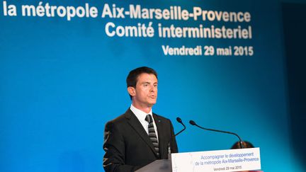  (Manuel Valls a annoncé 600 millions d'euros d'investissement public dédiés au port et aux transports © MaxPPP)