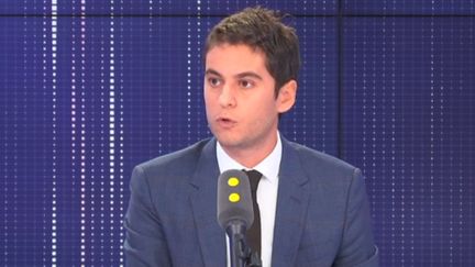 Ganbriel Attal, secrétaire d'État auprès du ministre de l'Éducation nationale et de la jeunesse, invité de franceinfo le lundi 21 octobre 2019 (FRANCEINFO / RADIOFRANCE)