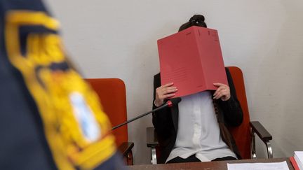 Le procès de&nbsp;Jennifer Wenisch,&nbsp;Accusée d'avoir laissé mourir de soif une fillette yazidie réduite en esclavage en Irak, avait débuté en avril 2019 devant un tribunal de Munich, en Allemagne.&nbsp; (PETER KNEFFEL / DPA)