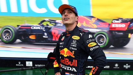 Le pilote néerlandais Max Verstappen (Red Bull) après sa pole position au Grand Prix de Belgique, le 28 août 2021 à Spa-Francorchamps. (JOHN THYS / AFP)