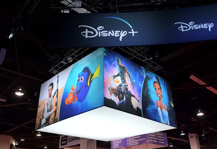 Le pavillon Disney+ au salon D23 à Anaheim (Californie, Etats-Unis), le 25 août 2019. (CHARLEY GALLAY / GETTY IMAGES / AFP)