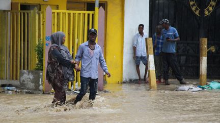 Des inondations à Mogadiscio, en Somalie, le 9 novembre 2023. (ABUUKAR MOHAMED MUHIDIN / ANADOLU / AFP)