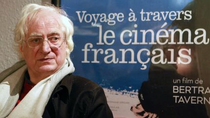 Le réalisateur français Bertrand Tavernier lors de la présentation de son film "Voyage à travers le cinéma français" au cinéma Palace à Mulhouse le 3 novembre 2016. (DAREK SZUSTER / MAXPPP)