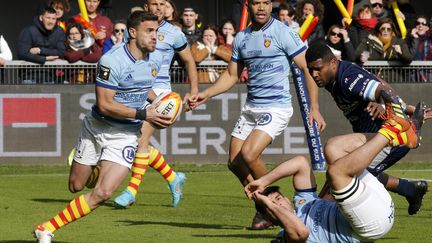 Melvyn Jaminet, ballon en main contre Montpellier, ne portera bientôt plus les couleurs de l'Usap. (RAYMOND ROIG / AFP)