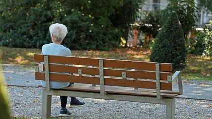 Le texte consacré au "bien vieillir" porté par la majorité présidentielle, vise à répondre au défi du vieillissement (photo d'illustration), le 2 septembre 2023. (CHRISTINE DUMAS / MAXPPP)