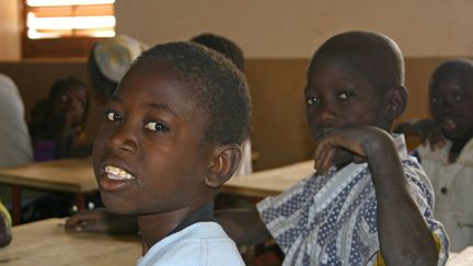 Des élèves sénégalais à l'école&nbsp; (HOUET  MICHEL / MAXPPP)