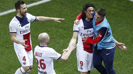 Edinson Cavani a provoqué le csc de Kolodziejczak peu avant l'heure de jeu. (VALERY HACHE / AFP)