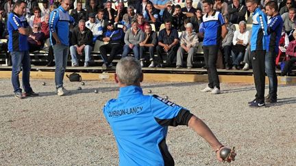 &nbsp; (La pétanque, comme ici au National de Vaulx-en-Velin, pourrait devenir une discipline olympique © MaxPPP)