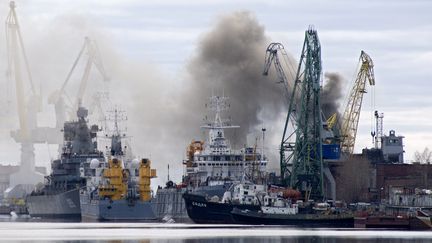 Un chantier naval de la ville de Severodvinsk, en Russie, le 7 avril 2015. (OLEG KULESHOV / AFP)