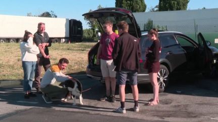 Vacances d'été : premier samedi de départs, le point à la mi-journée au péage de Saint-Arnoult