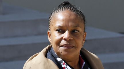 La ministre de la Justice,&nbsp;Christiane Taubira, &agrave; la sortie du Conseil des ministres, &agrave; l'Elys&eacute;e (Paris), le 16 avril 2014. (PATRICK KOVARIK / AFP)