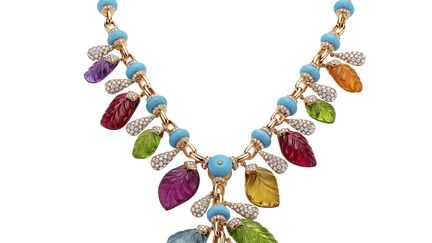 Outre la mini collection dédiée aux quatre saisons, la maison Bulgari propose également 16 autres piièces de haute joaillerie. Cette collection de "Masterpièces" comprend des colliers, des boucles d’oreilles, des bagues et une montre.  
 (Bvlgari)