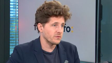 Julien Bayou, secrétaire national d'Europe Ecologie les Verts, lorsqu'il était invité de franceinfo, jeudi 3 septembre 2020. (FRANCEINFO / RADIOFRANCE)