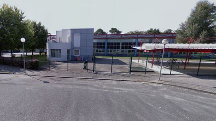 Le lycée&nbsp;Jehan-Duperier, à&nbsp;Saint-Médard-en-Jalles, en Gironde, où s'est introduit l'adolescent armé. (GOOGLE MAPS)