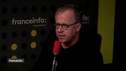 Christophe Deloire, le secrétaire général de Reporters sans frontières (RSF) dans le studio de franceinfo le 25 avril 2018. (FRANCEINFO / RADIOFRANCE)