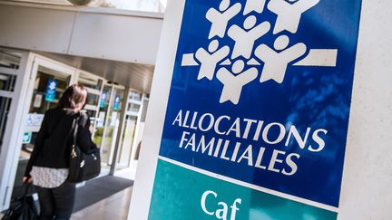 &nbsp; (Des milliers de foyers privés d'APL © PHILIPPE HUGUEN / AFP)