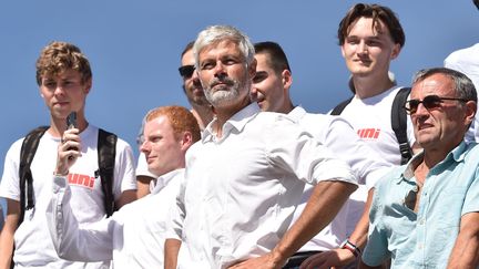 En août 2024, c'est en tant que président du groupe de la Droite Républicaine à l'Assemblée que Laurent Wauquiez fera sa traditionnelle ascension du Mont Mézenc (ici en 2023). (R?MY PERRIN / MAXPPP)