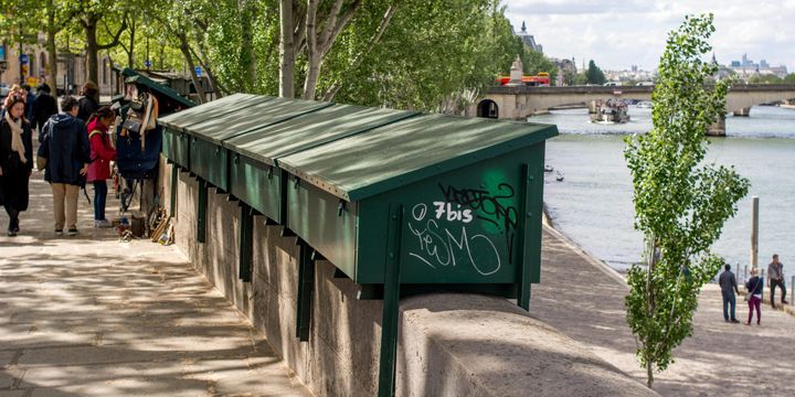 Les boîtes des bouquinistes de Paris 
 (Bruno Levesque MaxPPP)