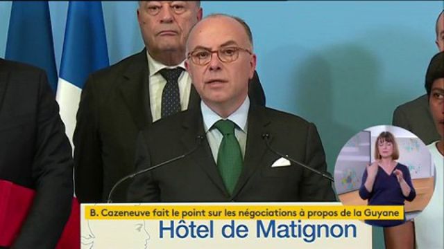 Situation en Guyane : point de presse de Cazeneuve après le réunion ministérielle