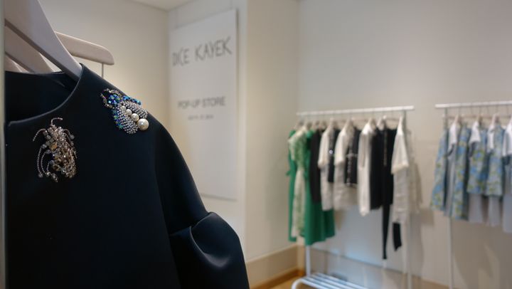 Expo et Pop-up store "A journey into couture" de Dice Kayek à la galerie Joyce à Paris. Du 9 au 27 juillet 2015 (168-173 Galerie de Valois. Jardin du Palais Royal. 75001 Paris)
 (Corinne Jeammet)