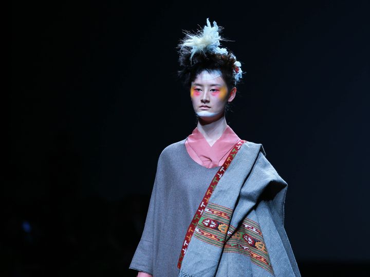 AJ-Namo à la fashion week de Pékin, mars 2017
 (Li jianbo / Imaginechina)