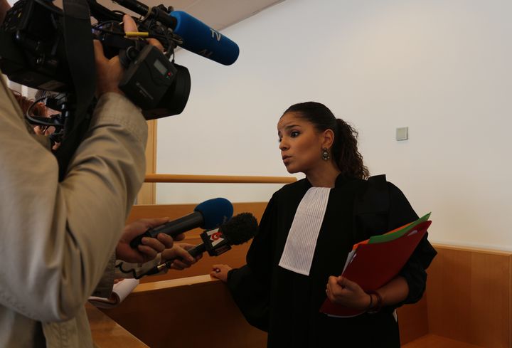 Me C&eacute;line Lendo, avocate de la d&eacute;fense au proc&egrave;s du jeune tueur de chats, le 23 septembre 2015 dans une salle d'audience du tribunal correctionnel de Marseille (Bouches-du-Rh&ocirc;ne). (BENOIT ZAGDOUN / FRANCETV INFO)