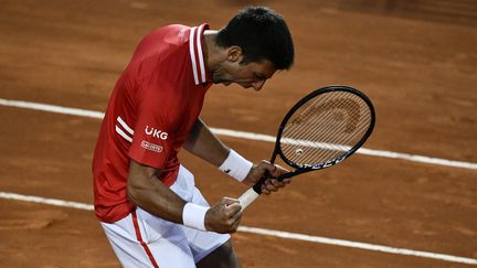 Djokovic s'impose face à Sonego et retrouvera Nadal en finale du Masters 1000 de Rome. (FILIPPO MONTEFORTE / AFP)