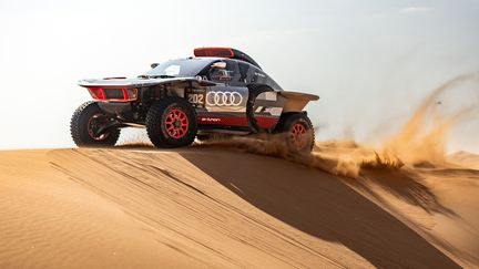 Stéphane Peterhansel lors de la deuxième étape du Dakar, reliant Al-Henakiyah et Al-Duwadimi (Arabie saoudite), le 7 janvier 2024, (MARCIN KIN / AFP)