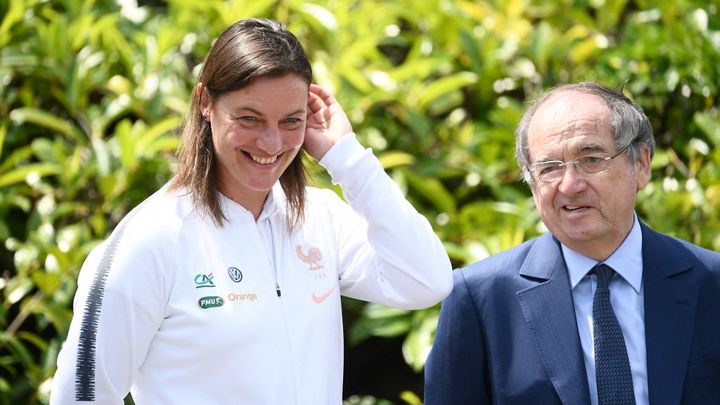 Corinne Diacre et Noël Le Graët à Clairefontaine, le 4 juin 2019. (FRANCK FIFE / AFP)