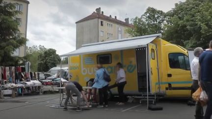 Dreux : un bus santé pour informer les habitants (France 2)