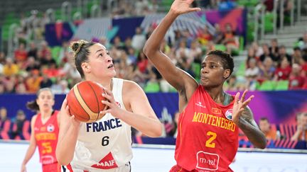 Alexia Chartereau during the France-Montenegro match, at Arena Stozice in Ljubljana, on June 22, 2023. (JURE MAKOVEC / AFP)