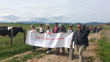 Les randonneurs à Schwenheim. (Radio France - Olivier Vogel)