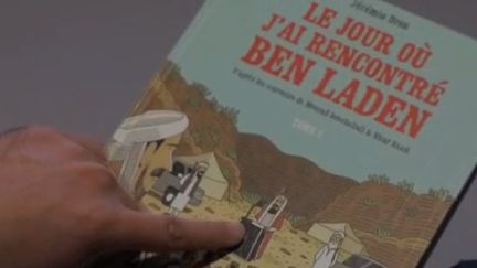 Deux Français présents dans les camps d'entraînements de l'organisation terroriste Al-Qaïda lors des attentats du 11 septembre 2001, ont décidé d'écrire une BD pour raconter le jour où ils ont rencontré Ben Laden. (FRANCE 2)