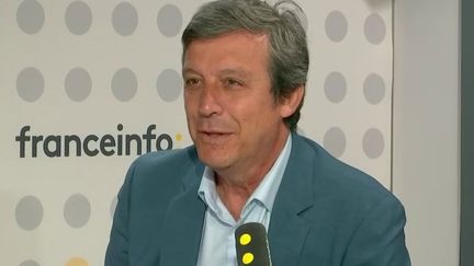 David Assouline, sénateur socialiste de Paris, vice-président de la commission d'enquête du Sénat sur les incidents au Stade de France, était vendredi 10 juin l'invité de franceinfo. (FRANCEINFO / RADIO FRANCE)