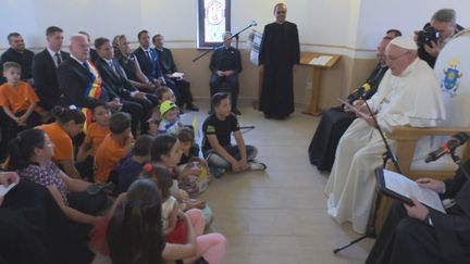 En Roumanie le pape demande pardon aux Roms&nbsp; (FRANCE24)