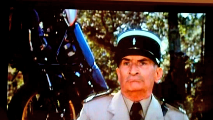 Pendant quinze ans, Louis de Funès incarne Ludocic Cruchot dans les aventures des "Gendarmes de Saint-Tropez"
 (Capture d&#039;écran /Jean Girault)