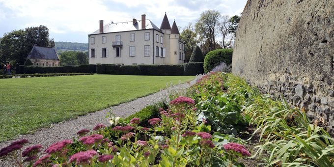 Le château de Varvasse, à Chanonat (21/9/2012)
 (Thierry Zoccolan / AFP)