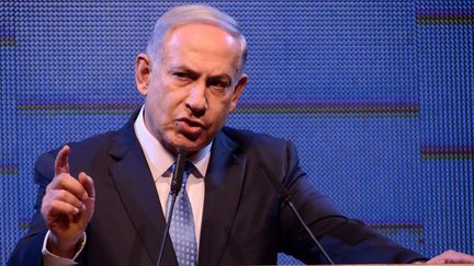 Le Premier ministre isra&eacute;lien, Benjamin N&eacute;tanyahou, tient un discours &agrave; Tel Aviv (Isra&euml;l), le 5 janvier 2015. (GILI YAARI / NURPHOTO / AFP)