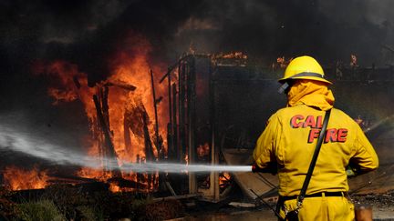 Plus de 32.000 hectares ont déjà été engloutis par les flammes en moins de deux jours. Et plus de 200 000 habitants ont déjà dû évacuer leur maison.