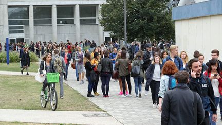 L'université de Strasbourg n'a pas procédé au tirage au sort des étudiants pour la rentrée 2017, mais elle doit faire face à un casse-tête impressionnant pour organiser les cours.&nbsp; (MAXPPP)