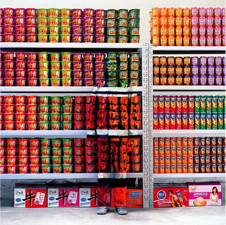 Liu Bolin, "Hiding in the City 83, Supermarket I", 2009
 (Liu Bolin, courtesy of the artist / Galerie Paris-Beijing)