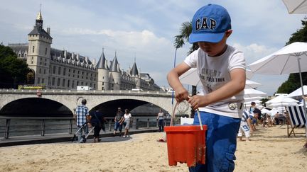 Tourisme : record mondial de fréquentation pour la France