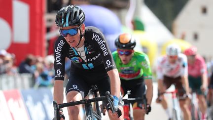 Romain Bardet sur le Tour des Alpes, le 21 mars 2022. (PIERRE TEYSSOT / MAXPPP)