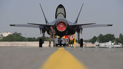 L'avion furtif F-35 américain &nbsp; (CHRISTOPHE ARCHAMBAULT / AFP)