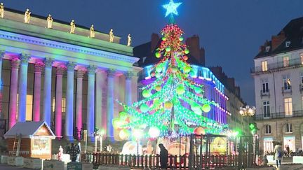 Noël : les illuminations font leur retour dans les villes